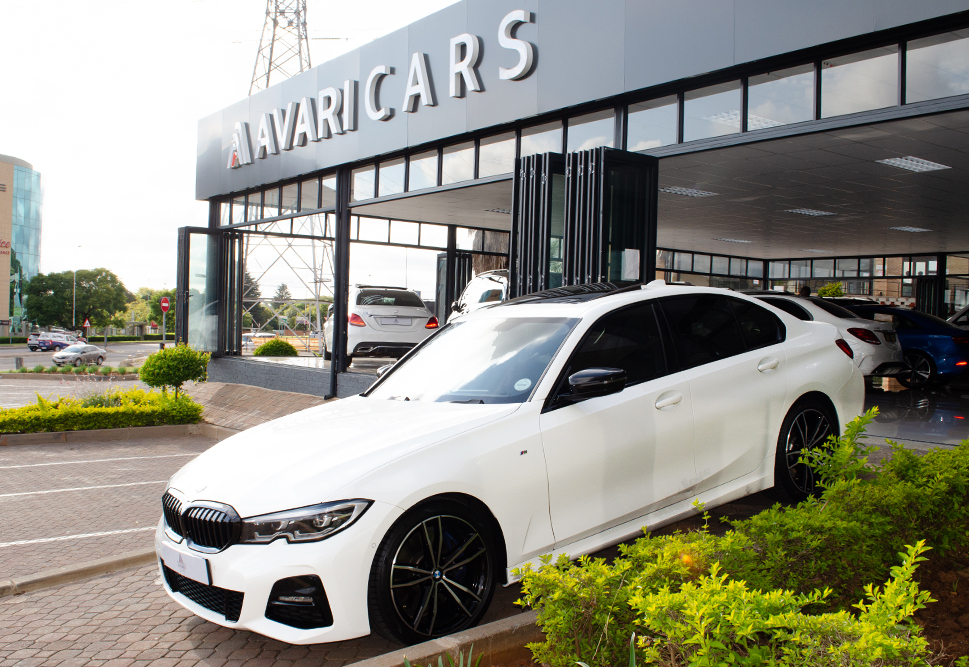 AvariCars's tweet photo. The BMW 3 Series 330i M Sport 2019 has joined the Avari Family! Call 012 001 9280 to book your test drive today!
Address: Menlyn Motor City, Garsfontein Rd, Menlyn, Pretoria East, 0102
#avaricars #premiumservice #sellingcars #financingcars #servicecars #trade-in #buyingcars https://t.co/TkZTcHqPOn