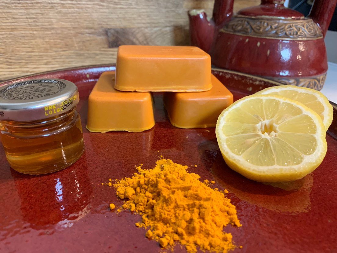 zenbodycafe's tweet photo. Excited to share this item from my #etsy shop: Turmeric Honey &amp; Lemon Facial Soap https://t.co/aumNMP70bs
#handmade #turmeric #lemon #etsyseller #etsy #bestseller #fivestarreviews https://t.co/g4wQSZdihZ