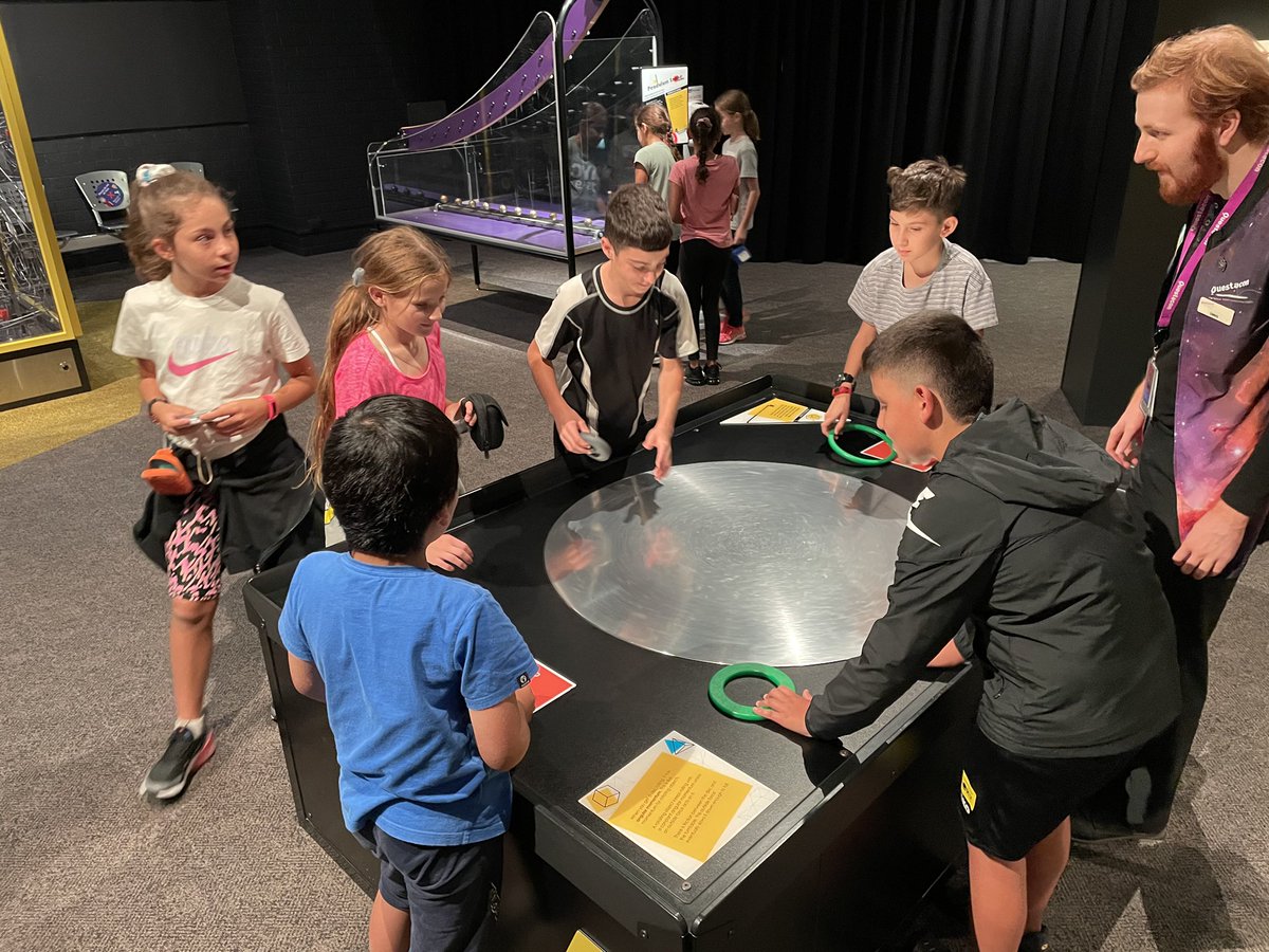 🔬🧬🔭 Year 5 students exploring (and having fun) at Questacon! #Science #Stage3 #Year5 #Questacon #LoveWhereYouLearn #Part2
