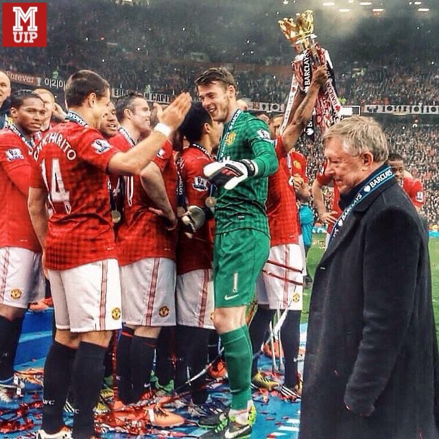 ManUtdInPidgin's tweet photo. No True Manchester United fan go pass this picture without liking it. 🥲 https://t.co/i72VEimbcf