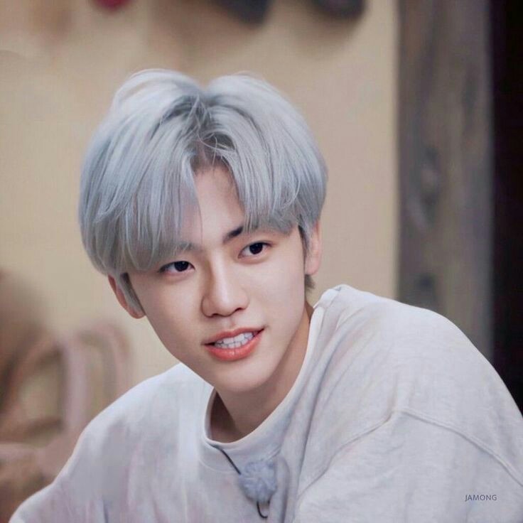 jjulian | logout tweet media