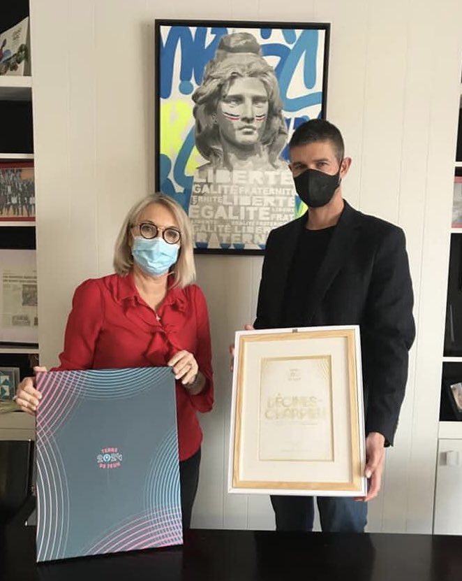 Décines-Charpieu, Terre de Jeux <a href="/Paris2024/">Paris 2024</a> ! Très fiers d’obtenir ce label avec <a href="/FautraLaurence/">Laurence Fautra</a>