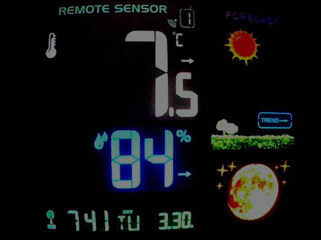 VHuddersfield's tweet photo. Teriffic Tuesday Temperatures for our Webcams in #Huddersfield #Holmfirth and #ColneValley just now🌡7.5C rising to 20C 🌞 NEW  Actual Temperature reading EVERY minute and over 10,000 views uploaded everyday 24/7 on https://t.co/zyfazj4lU5 https://t.co/XiDwggEO4g
