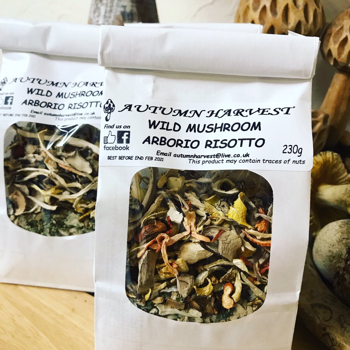 Mushroom risotto for 2 🧒👨‍🦰just add stock of your choice and ready in minutes...

💚£4.95 each choose from 3 different flavours - Mixed, Porcini or Wild! 💚

  🍄Hop over to our Facebook Page to order 🍄