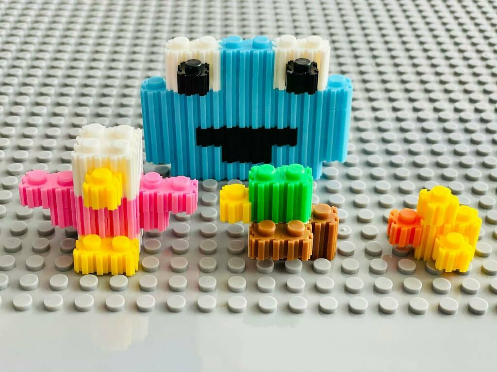toytinyblog's tweet photo. Big sis made some @pix_brix animals — can you guess what they are?
.
.
.
.
#pixbrix #pixelart #pixels #pixelartist #fusebeads #hamabeads #constructiontoys #blindbox #toyinfluencer #toytiny #toytinyblog https://t.co/GK753oBFmb https://t.co/eKtH3OgyDc