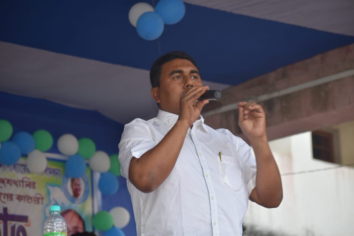 SahajhanSk's tweet photo. সন্দেশখালি বিধানসভা নির্বাচনে প্রচারে কিছু মুহূর্ত সন্দেশখালি বিধানসভার কনভেনার মাননীয় সেখ সাহাজাহান মহাশয় https://t.co/usDS6WPjwu