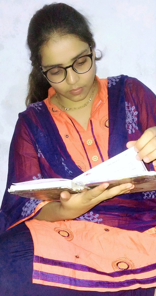 murti_ji's tweet photo. कृष्ण , तुम्हारी यादों की खुशबू भी अब छीन लोगे क्या
किताबे_ए दिल मे अब ये सूखा गुलाब तो रहने दो ।
#देविधर्ममूर्तिजी #pujyadevidharmmurtiji #devidharmmurti #dharmmurti #motivationdevidharmmurtiji #spritual #goal #motivationalvideo #lifequote #trendingreel #quote #todaysthought https://t.co/RUHL3JeABQ