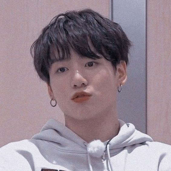 Ezra53883177's tweet photo. baluUu b~bacck niii >•< aada yann mawUuu fambes ccama azra? Dm ajaaa ya ≧﹏≦
Fblb? ccomen n like naa xixi >,< 
#roleplayeraccount #roleplayerindonesia #root #roleplay #rpindo #roleplayer https://t.co/ubdIXEDFaL