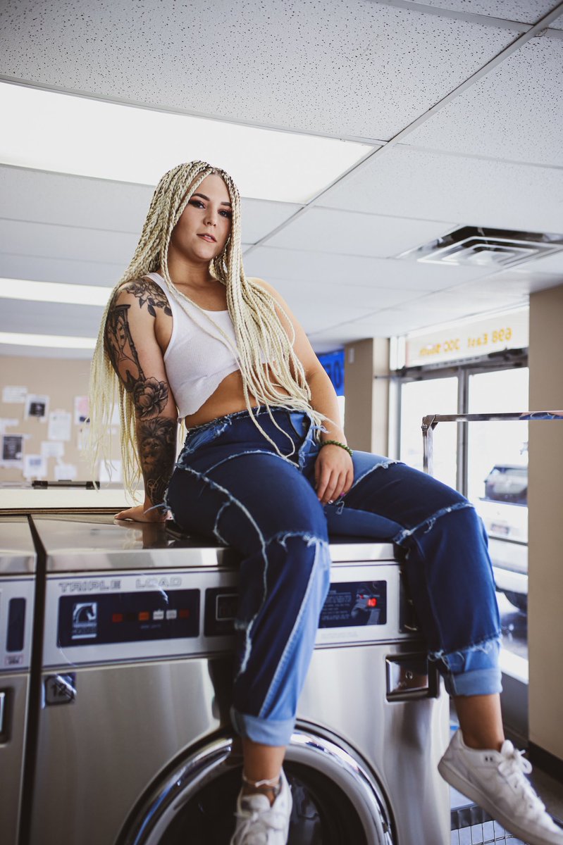 averyj2015's tweet photo. Some shots from my most recent photoshoots💕📸 https://t.co/Qsjzrzgwa9