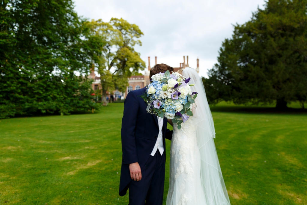 💗 R O M A N C E 💗

Nether Winchendon House is home to some of the most romantic settings in Buckinghamshire 😍

How stunning is this photo of Sarah &amp; Tom on their magical day? 🥰

📸 @jamesdavidsonph 

#countrywedding #buckinghamshireweddingvenue #birdeandgroom #wedding
