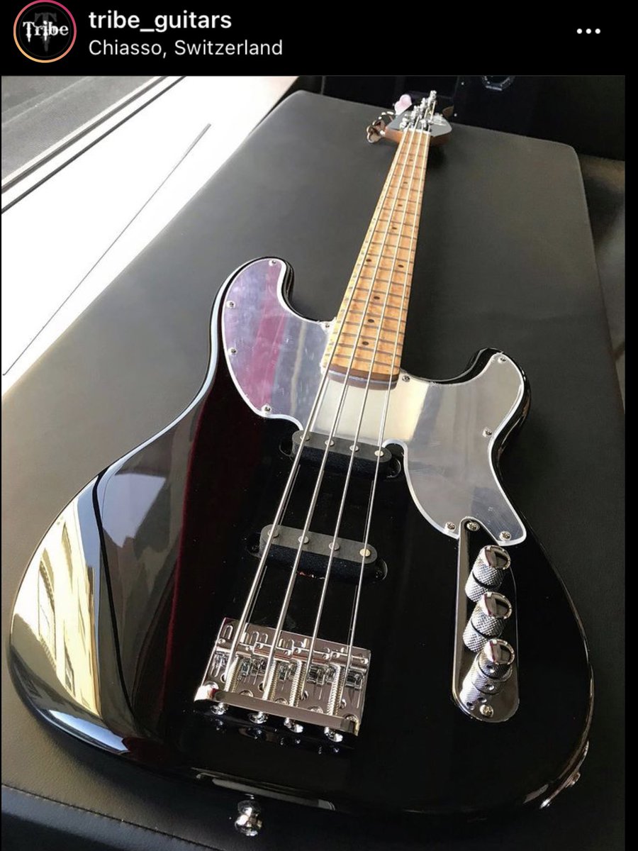 DarrellCBassist's tweet photo. This is very cool! #bass #tele #telebass #bassplayer #bassist https://t.co/ZNVEgpo59E