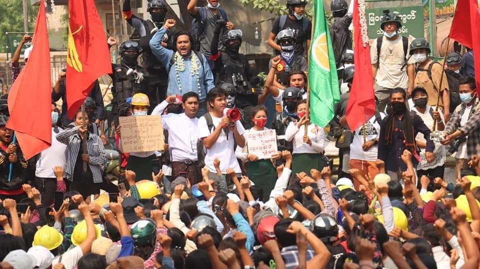 MayMon51753627's tweet photo. Today's Spring Revolution from Monywa. ✊✊✊
Still strong Monywa until 52 days.💪💪💪

ABOMINABLE CRUELTY
#Mar30Coup
#WhatsHappeningInMyanmar https://t.co/PkwUXWRVWn