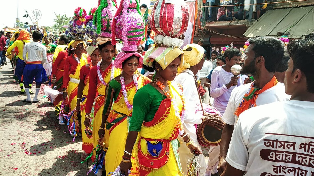 BJP4Bengal's tweet photo. নন্দীগ্রামে কেন্দ্রীয় স্বরাষ্ট্রমন্ত্রী শ্রী @AmitShah জীর জনসভা জনসমুদ্রে পরিণত। #BanglayEbarAsolPoriborton https://t.co/zA1oMKnk4l