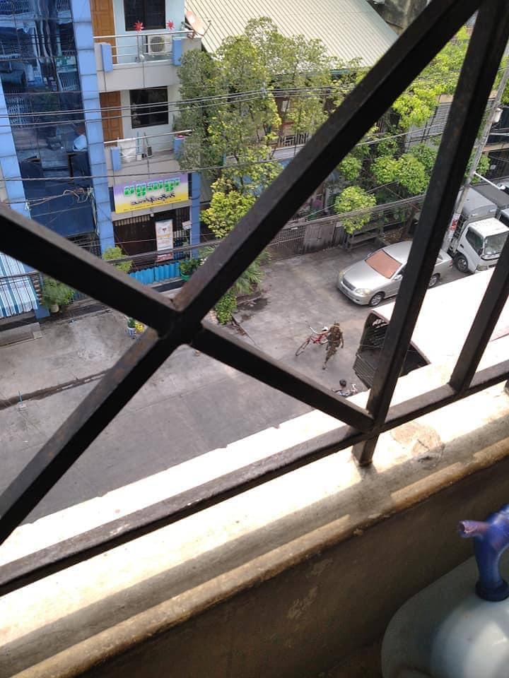 HunnieTreasure's tweet photo. In Kyouk Myaung, Tamwe, bicycles parked on roadside were robbed by military terrorists. More terrorist forces are deployed around Kyouk Myaung this morning.

ABOMINABLE CRUELTY
#WhatsHappeningInMyanmar  
#Mar30Coup https://t.co/MKIDp7O5FE