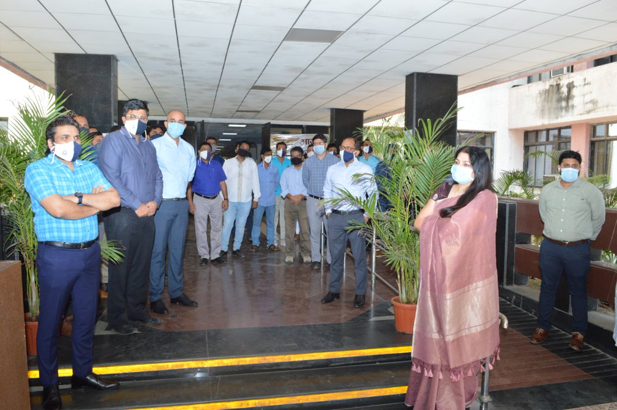 cgstbelapur's tweet photo. Ms. Manpreet Arora, Commissioner, CGST &amp; Cex, Belapur Commissionerate released tricolour balloons as a part of the celebration of 75 years of India's Independence. #azadikaamrutmahotsav 
@nsitharamanoffc @Anurag_Office @cbic_india @cgstmumbaizone https://t.co/PeEiOAR3Ro
