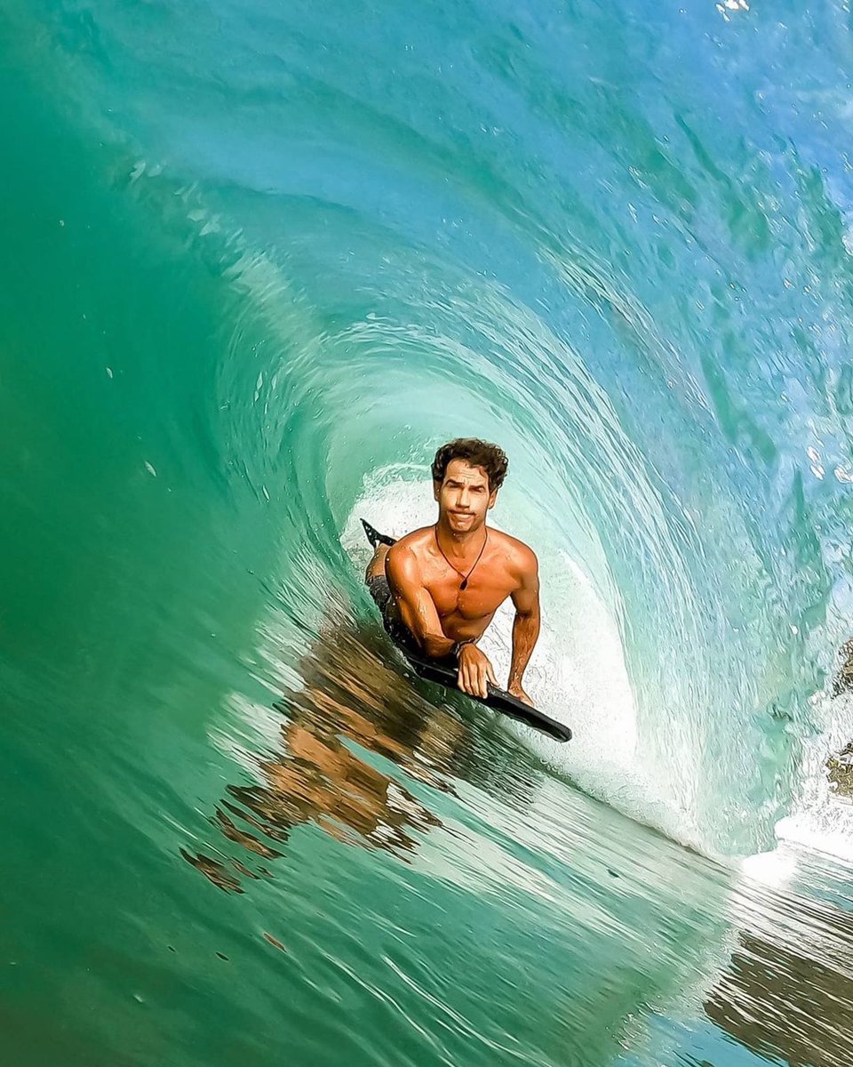 MeduxaMag's tweet image. Ni una gota fuera de sitio 👌 Dudu Pedra 📷 Matheus Couto 🇧🇷

#bodyboard #itacoatiara #bodyboarder #shorebreak #bodyboarders #glassy #bodyboarding #brasil
