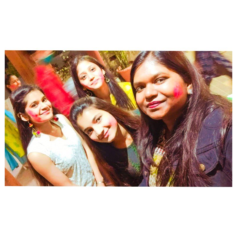 LetsConnect6's tweet photo. Glimpses of Holi celebration at Let’s Connect!
.
.
.
.
#coworkers #letsconnect #letsconnectnoida #coworkingspace #entrepreneur #business #businessowner #cowork #cowokers #workingspace #holicelebration #coworkingcommunity #coworkers #coworkingfacts #coworkingspace https://t.co/1vKgqCJdxr
