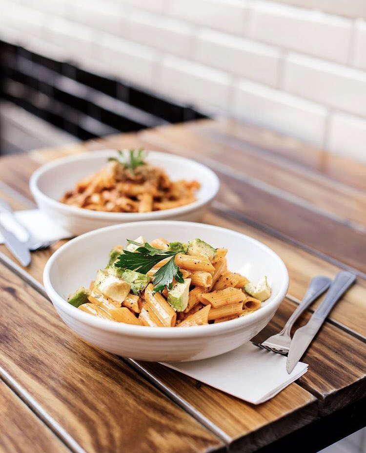 Life is a combination of magic and pasta!😍
#Vegeterian #Salad #Love #Yummy #Delicious #Tasty #kickititalian