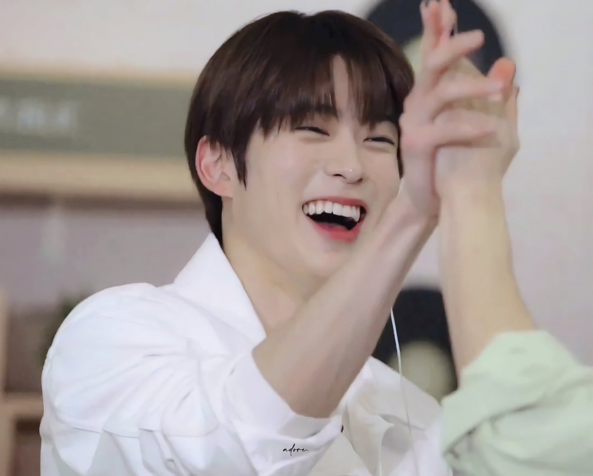 น่ารักขนาดนี้ได้ยังไง​ T____T  เปิดมาเจอใจฟูเป็นขนมปังเรย​ จุดศูนย์รวมความน่ารัก