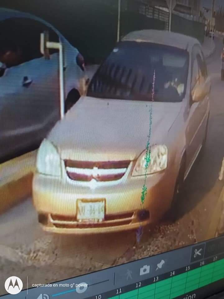 CuidateMorra's tweet photo. ⚠️ ¡ATENCIÓN, MORRAS! ⚠️
Hay que darle máxima difusión a estas imágenes. Raptaron a una niña de 14 años y se la llevaron a bordo del carro que está en la imagen en Tecámac.

¡Las niñas no se tocan! 

Entre nosotras nos cuidamos👊💜 https://t.co/phdGZ6GvWt