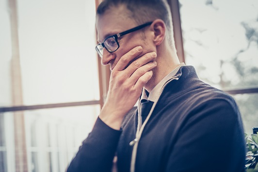 Esihenkilö, kumpi on tarttuvampaa, ongelmapuhe vai ratkaisupuhe? 

Jos tahdot vahvistaa ratkaisupuhetta työpaikallasi mutta et vielä tiedä kuinka se tehdään, niin tule koulutukseen.

uef.fi/fi/jatkuva-opp…

<a href="/UEFsmartforgood/">UEF | Jatkuva oppiminen</a> #smartforgood  #johtaminen