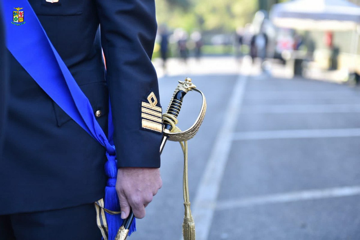 ItalianAirForce's tweet photo. Oggi, dalle ore 10:30, saremo in diretta dal Palazzo dell'Aeronautica, sul nostro canale #YouTube e sulla nostra pagina #Facebook, per le celebrazioni del #98AM e la cerimonia di giuramento e battesimo del corso Borea VI.
📽 https://t.co/fuESIPOPKG
#AeronauticaMilitare https://t.co/xn7SS93ERo