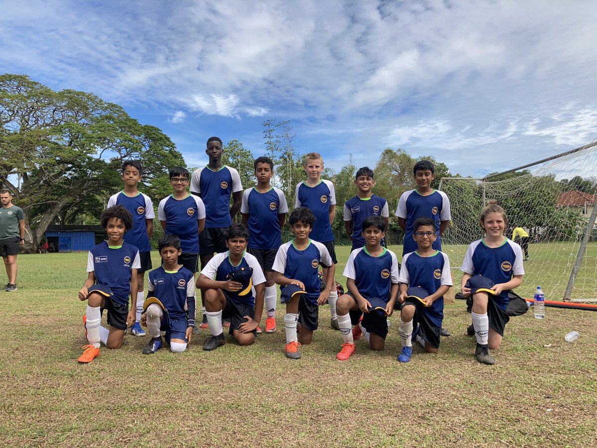 TAFACoaching's tweet photo. TAFA select.. pre match team pic ⚽️ #weareTAFA #football #soccer https://t.co/lSm7x5ZWO7