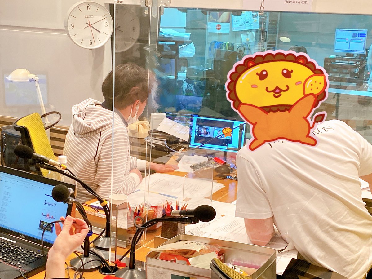 uraurakin's tweet photo. 【3月30日(火)】
今日のゲストは
この番組のOPテーマを作ってくれた天才!
Creator KYちゃんでした💞
「人の心を動かせるような、
共有できるような曲を書きたい!」
と素敵な夢を語ってくれました🥺✨
詳しくはラジコでどうぞ!
🔗 https://t.co/j4Vfh5pBWR
#ABCラジオ #ウラウラ #CreatorKY https://t.co/phBUQKHoPg