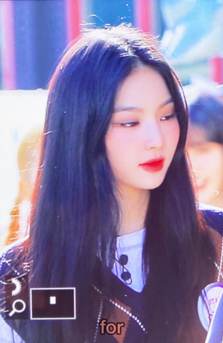 for__ISA's tweet photo. 210330 퀸채영💝
#STAYC #스테이씨 #ISA #아이사 
@STAYC_official https://t.co/nq6Gm89uEP