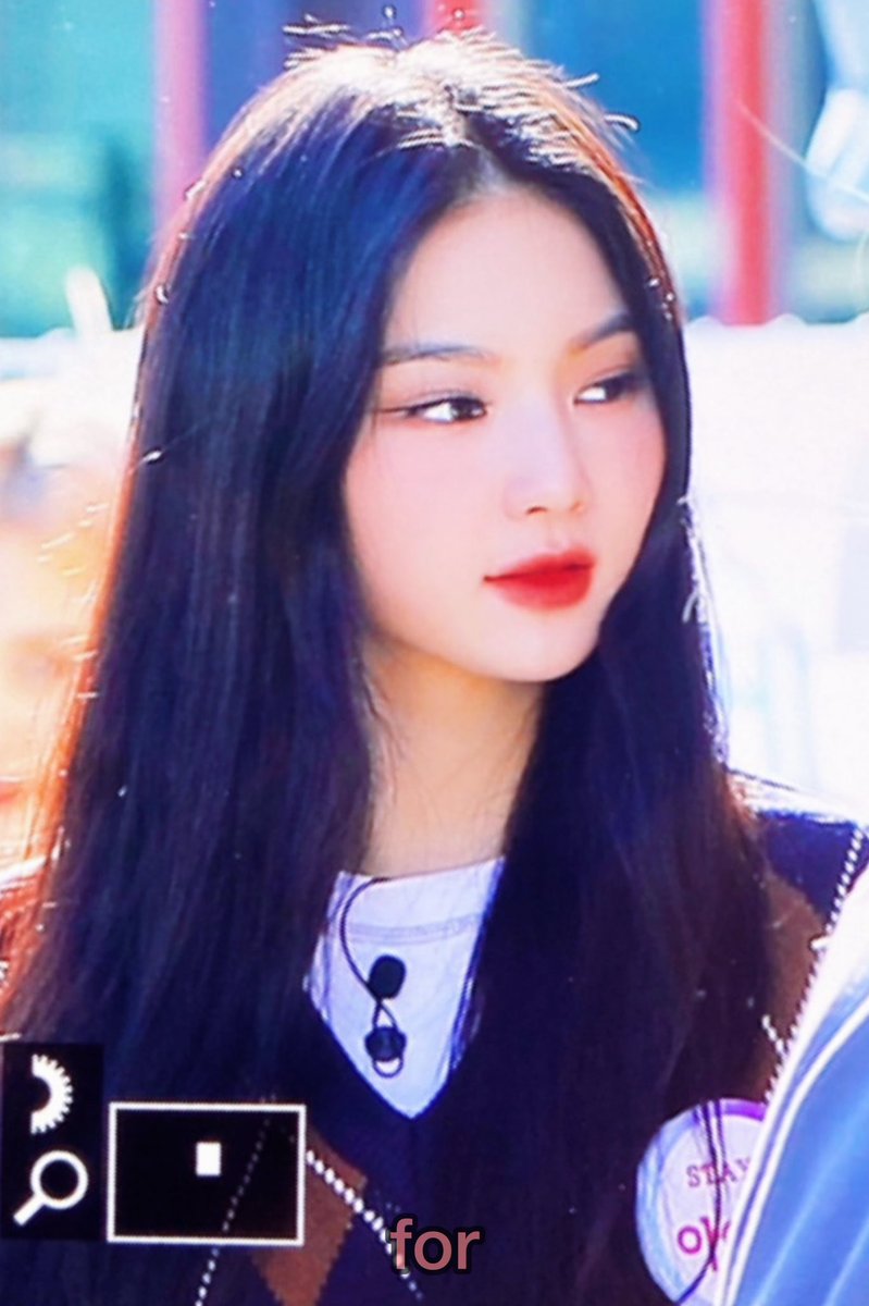 for__ISA's tweet photo. 210330 퀸채영💝
#STAYC #스테이씨 #ISA #아이사 
@STAYC_official https://t.co/nq6Gm89uEP