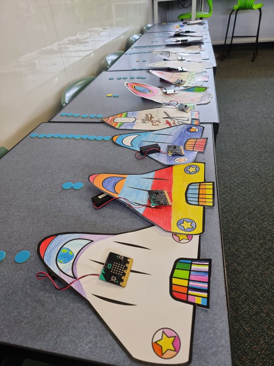 JessM_Ram's tweet photo. Year 7's had fun with their #microbit 'Blast Off!' Challenge. Thank you to @AusCompAcademy &amp; @groklearning for the fantastic and easy to follow course. So much potential with this #hardware! @microbit_edu https://t.co/RgPVZ8FewM