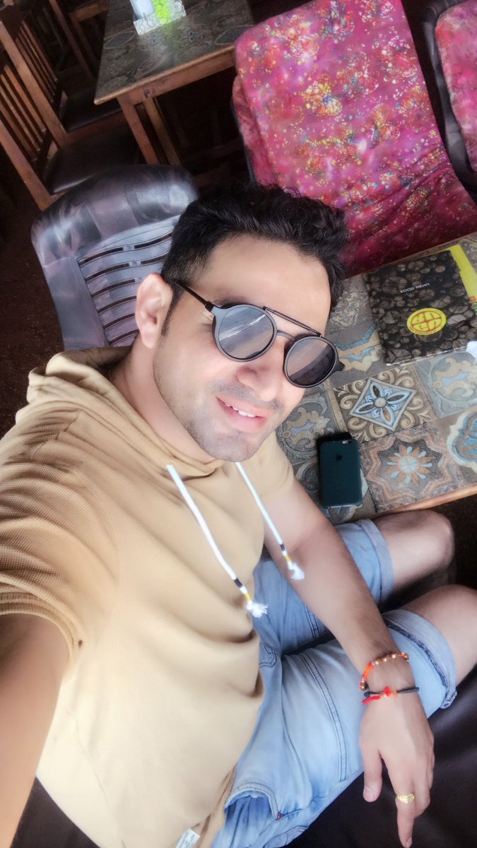 AadityaNohwar's tweet photo. Don’t confuse my Personality with my Attitude, My personality is who I am, My Attitude Depends on who you are..
.
#actor #actorslife #actoraadityanohwar #model #superbmodel #modellife #bollywood #hollywood #actor #aadityanohwar #aadityanohwarofficial https://t.co/75838UDinR