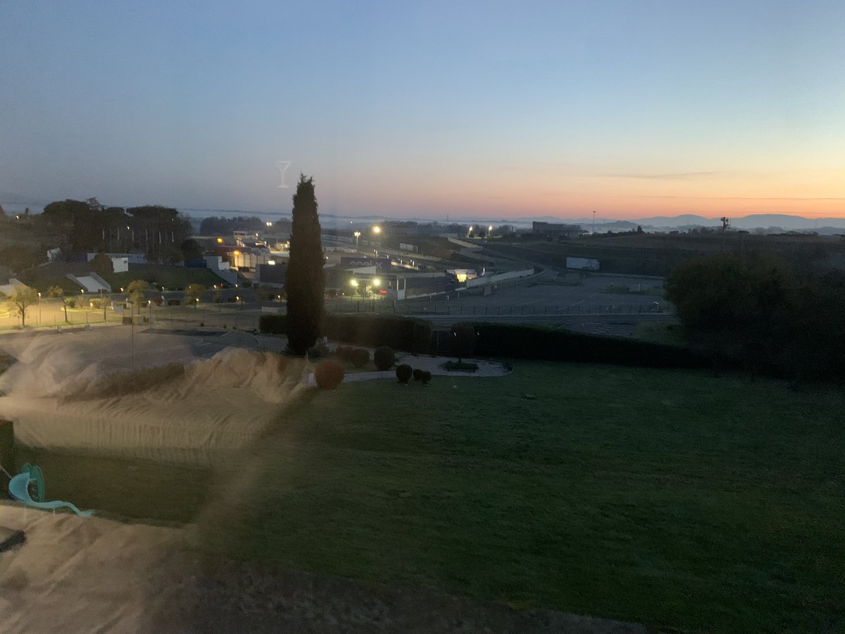 tigesterlaw's tweet photo. 06.30 Vallalunga raceway so peaceful👍👍 https://t.co/5TPMkAkut1