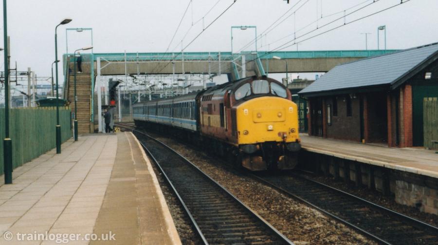 trainlogger's tweet photo. On This Day - 30th March 1999 at Bescot.
31301, 31237 and 47228.
37418.
47476.
47739.

#onThisDay #trains #redsolebar #civil #rfde #ews #parcels #res #Mail
Join today! https://t.co/1rvGenkr7H #trainlogger https://t.co/h2EiTMchzU