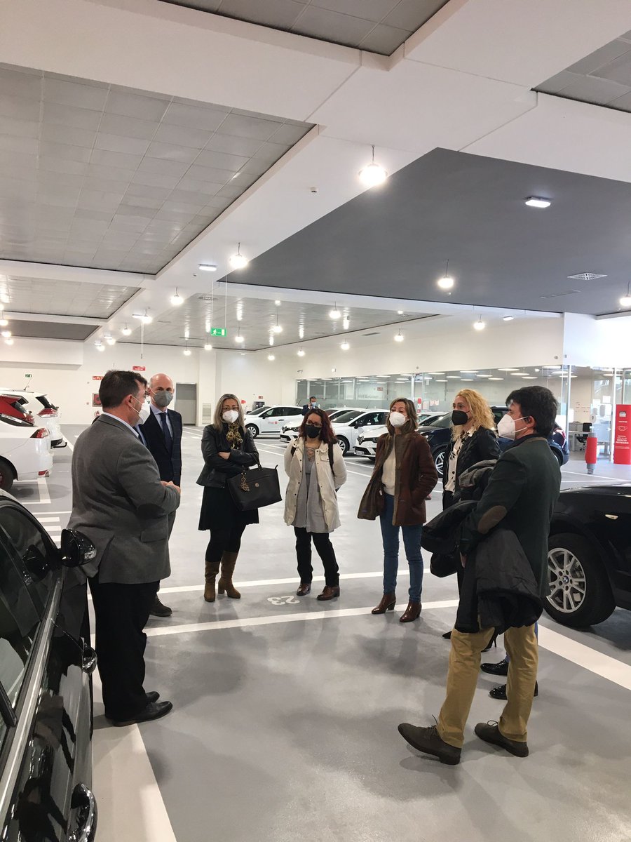 kaliboseguros's tweet photo. La pasada semana estuvimos con @MAPFRE  en el Centro de Servicio del Automóvil en Zaragoza. 

Sus modernas instalaciones destinadas a hacer más fácil la gestión del siniestro del automóvil a nuestros clientes ofrecen una atención muy personalizada. ¡Enhorabuena! 👏 https://t.co/FtKUDUt0YD