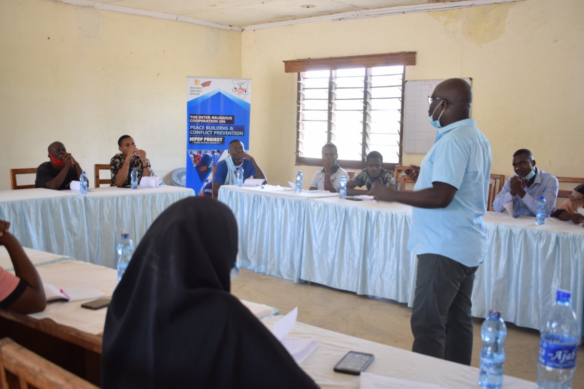 oscar_jak's tweet photo. That good to identify constructive means of dissuading people from expressing their beliefs or frustrations violently. @KECOSCE @Mensenmissie @Phyllis_Muema @otoidamian @LumbasiMaxwell @pillymartin 
#YouthLeadersCounteringVE https://t.co/KAf2vyfP36