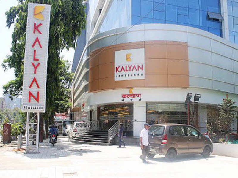 #Kalyan #Jewellers to #increase #Retailfootprint by 13% in #first #quarter

economictimes.indiatimes.com/industry/cons-… @ETRetail

 Download Economic Times App to stay updated with Business News - etapp.onelink.me/tOvY/135dde21