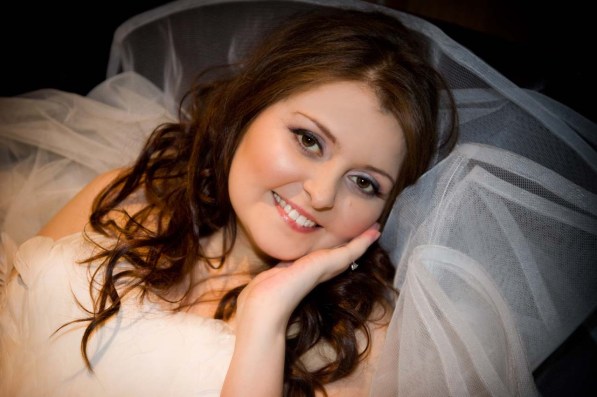 BEAUTIFULMUMSIE's tweet image. Our beautiful daughter Laura @paperdollybird died of colorectal cancer age 31, 8 years ago today. It shouldn't have happened. We are lost without you Lors. Cry every day &amp;amp; always will. Hearts broken.  Miss you Same DollyBird. 💛💋x Our Girl x