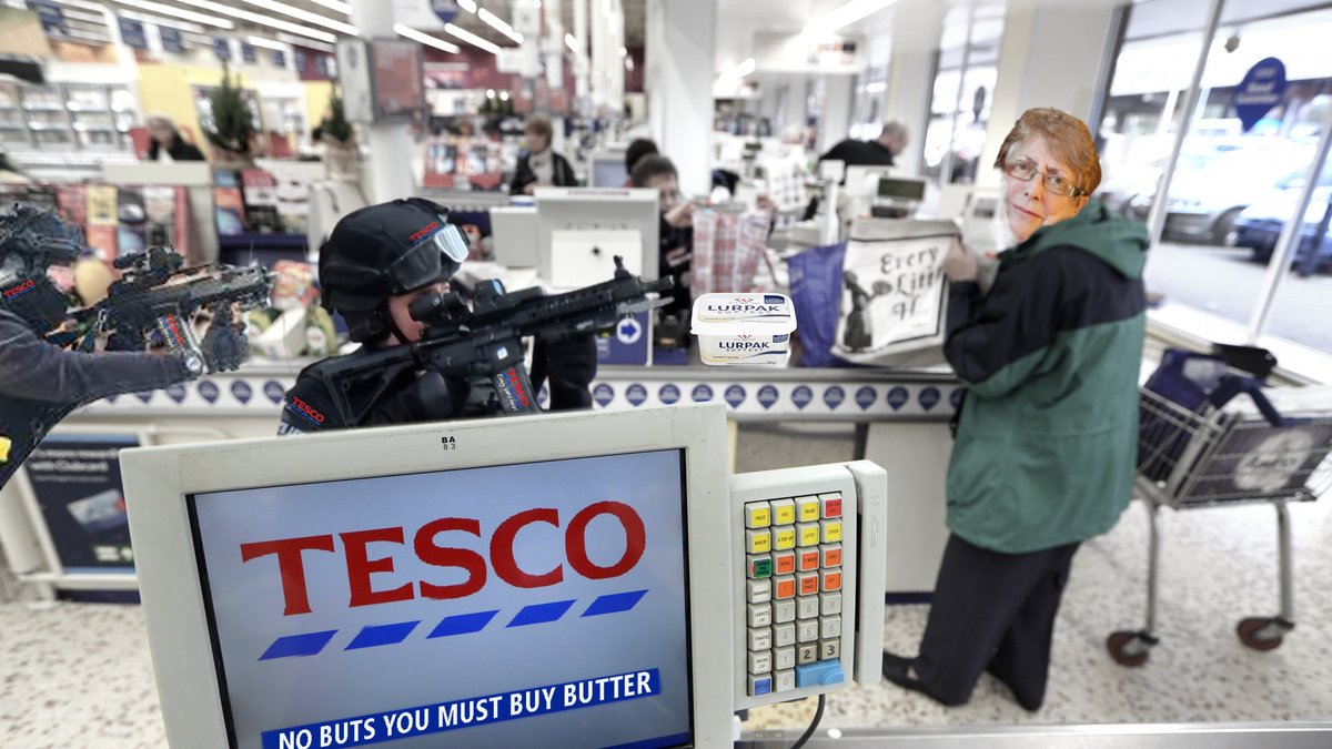 Jpjm1964's tweet photo. @Examiner Shocking news of #Tesco forcing #Huddersfield mum to buy tub of #LurpakSpreadable #Butter at nearly £5 ! (well, £4.20, that`s nearly £5 isn`t it?). Local rag reports incident as #wicked. Who will take up #butterpoverty cause, local MP #BarrySheerman perhaps? #slownewsday #nobuts https://t.co/WfjHiN7gel