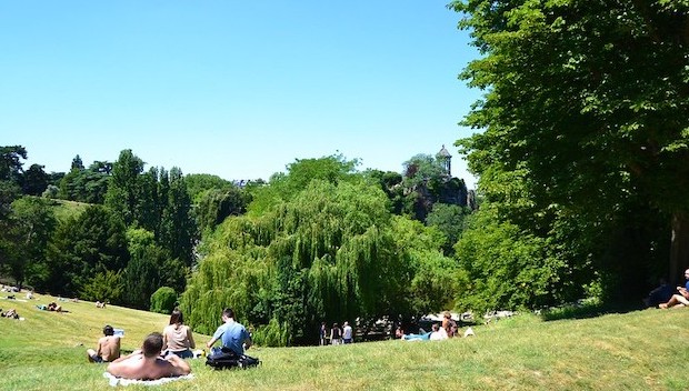 « Les arbres façonnent l’imaginaire de Paris » : une interview de Chiara Santini, professeure d’histoire des jardins et du paysagisme à l'École nationale supérieure de paysage de Versailles enlargeyourparis.fr/societe/les-ar…