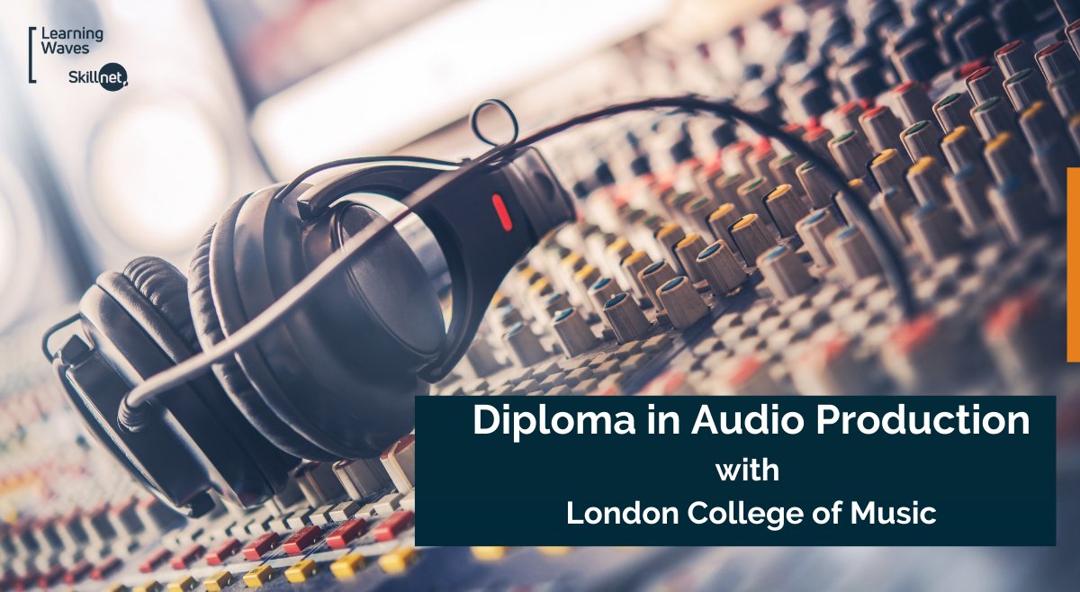 LearningWaves's tweet photo. Busy day today at the office with @GoCreateAcademy @JSTweetsDigital @SarahJKieran as we continue the roll out of our training in Audio Production, Social Media and Media Law. Lots to learn and lots of networking taking place across the sector during #covid19 #creatinggreatradio https://t.co/C8uf7NZ4op