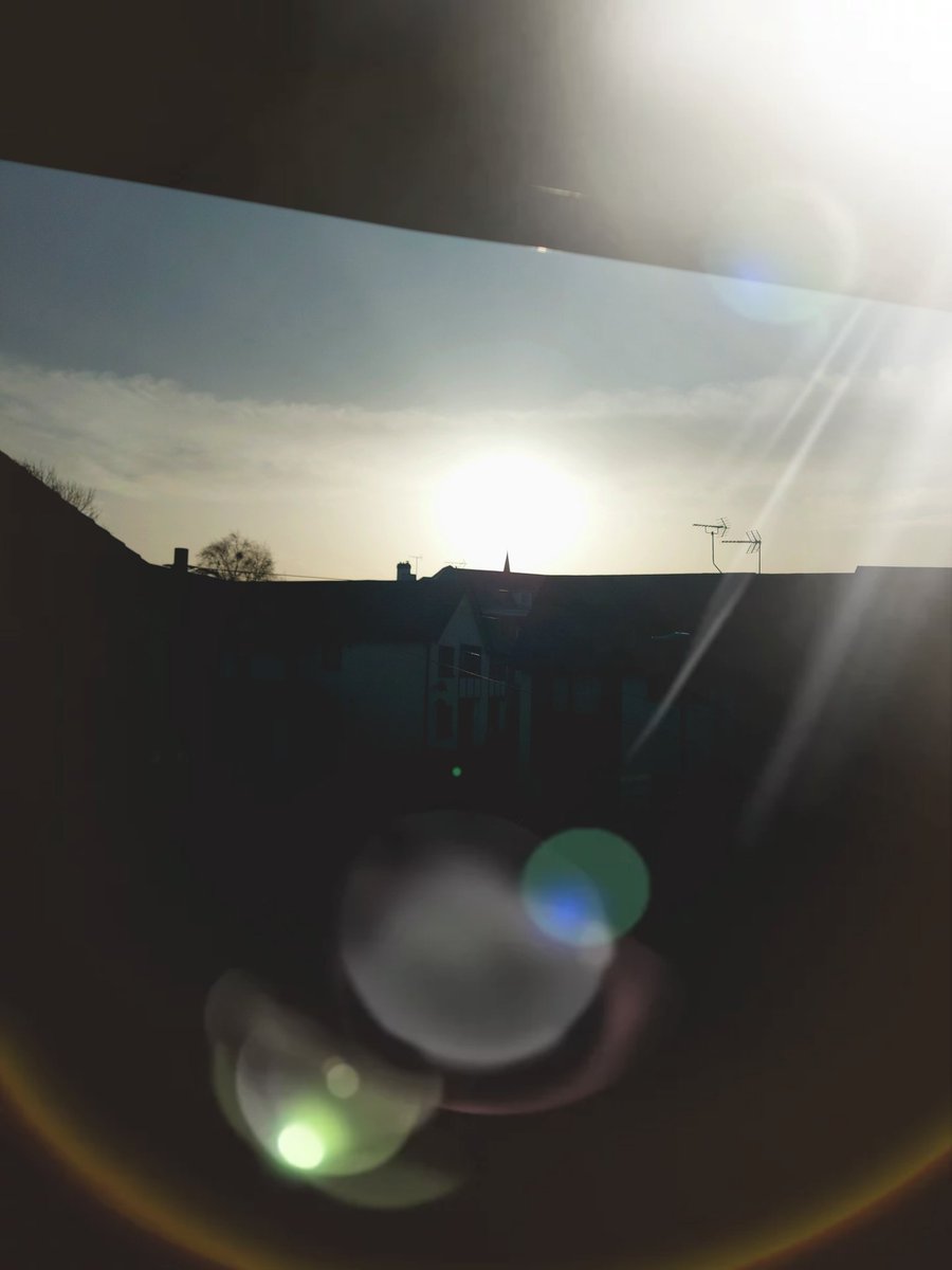 Dami30's tweet image. Morning world 🌏☀️😊