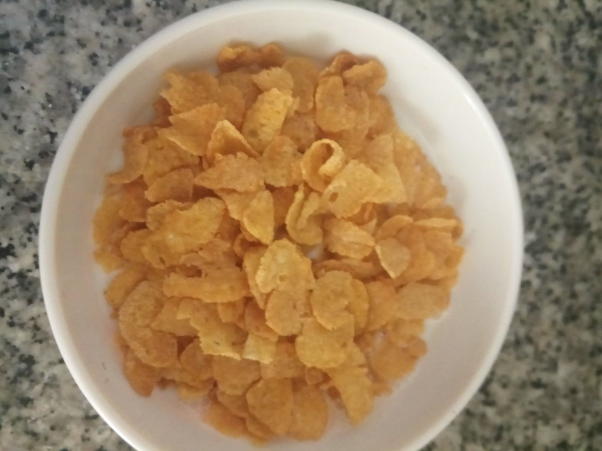 DenisMarches's tweet photo. 1ro-Leche 2ndo-Cereales #ImNotTerrorist https://t.co/gRzqSilwgL