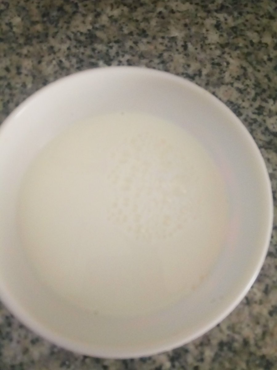 DenisMarches's tweet photo. 1ro-Leche 2ndo-Cereales #ImNotTerrorist https://t.co/gRzqSilwgL