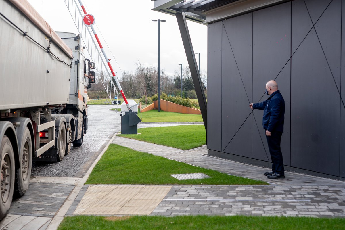 NESecurityltd's tweet photo. NE Security are delighted to be able to provide security services to the new Teesworks project. 👊

The fantastic new Teesworks gate has NE Security team members stationed around the clock keeping the site #safeandsecure. 🚨

#NESecurity #NorthEastSecurity #Teesport #NorthEast https://t.co/tK1N7ujAkj
