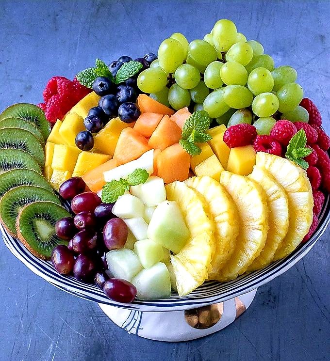 KenjiSlingshot's tweet photo. Whoever gifts me this fruit platter once every week automatically  becomes my next of kin..
Picture  credit:Flickr copied from https://t.co/fCG3nvZWby.
#Tuesday #TuesdayFeeling  Made In Lagos Wizkid Tinubu https://t.co/cKZ8pYFI4z