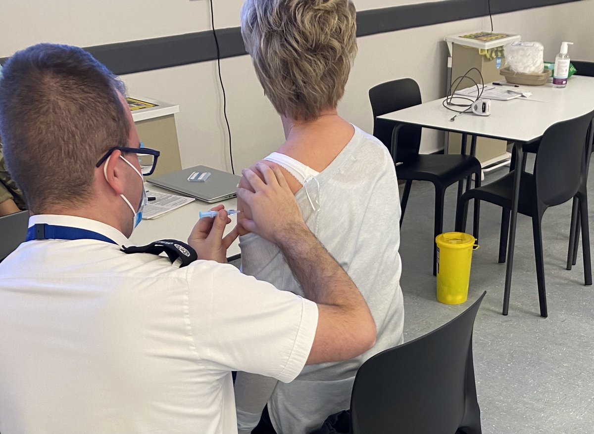 CumbriaFire's tweet photo. Since the opening of Penrith's MVC last Thursday, Cumbria FRS employees have administered over 300 COVID-19 vaccinations! 👏 

This week, more staff will be undertaking their vaccination training to enable us to further support our communities. #NotJustFires #ReadyWillingAble https://t.co/TGzOQmbc3n