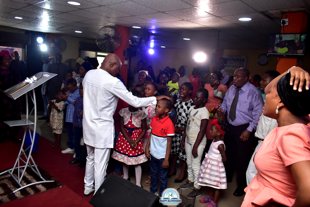 RHIMGlobal's tweet photo. #MomentsFromService #ChurchPhotos
Photo Moments from words of Blessings being released over our Children during the Sunday Special Miracle Service
#DeliveranceFromGloryExchangers
#RHIMGlobal
#RHIMDCC
#SundayService
#MiracleService
#SupernaturalTransformation
#DivineLifting https://t.co/SBFoXPCzU7