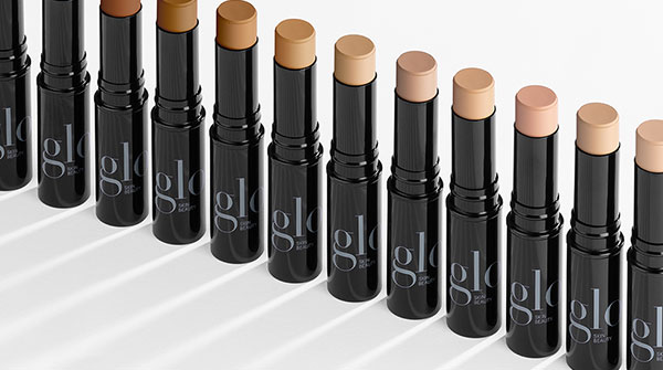Have you tried our HD Mineral Foundation Stick? This lightweight and longwearing cream foundation evens and perfects for an undetectable skin-finish effect.  🙌

#gloskinbeautyuk #foundationstick #foundation #makeup #crueltyfree #discount #salealert