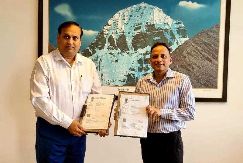 CIL in a new #CSR initiative has signed a MoU with Shri Kedarnath Uthhan Charitable Trust, Badrinath & will contribute ₹19 crores for a road development project at Badrinath-Joshimath which will benefit 90 villages & help in all-round socio-economic development of  #Uttarakhand